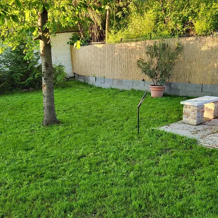 Cseresznyes Vendeghaz דירה Szomolya