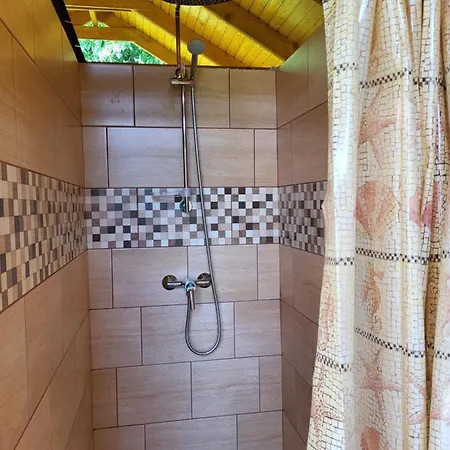 דירה Cseresznyes Vendeghaz Szomolya