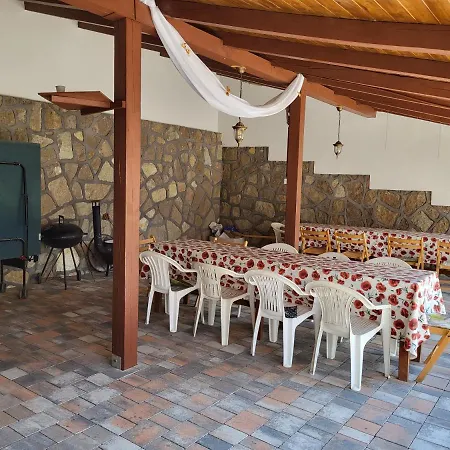 דירה Cseresznyes Vendeghaz Szomolya