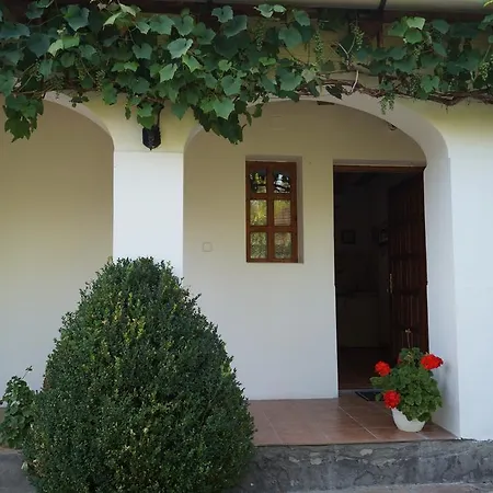 דירה Cseresznyes Vendeghaz Szomolya